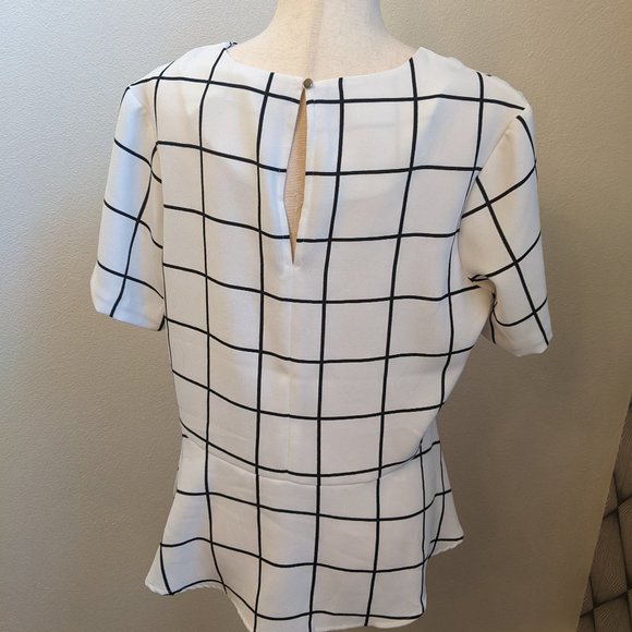 Banana Republic Factory Blouse - Picture 3 of 7